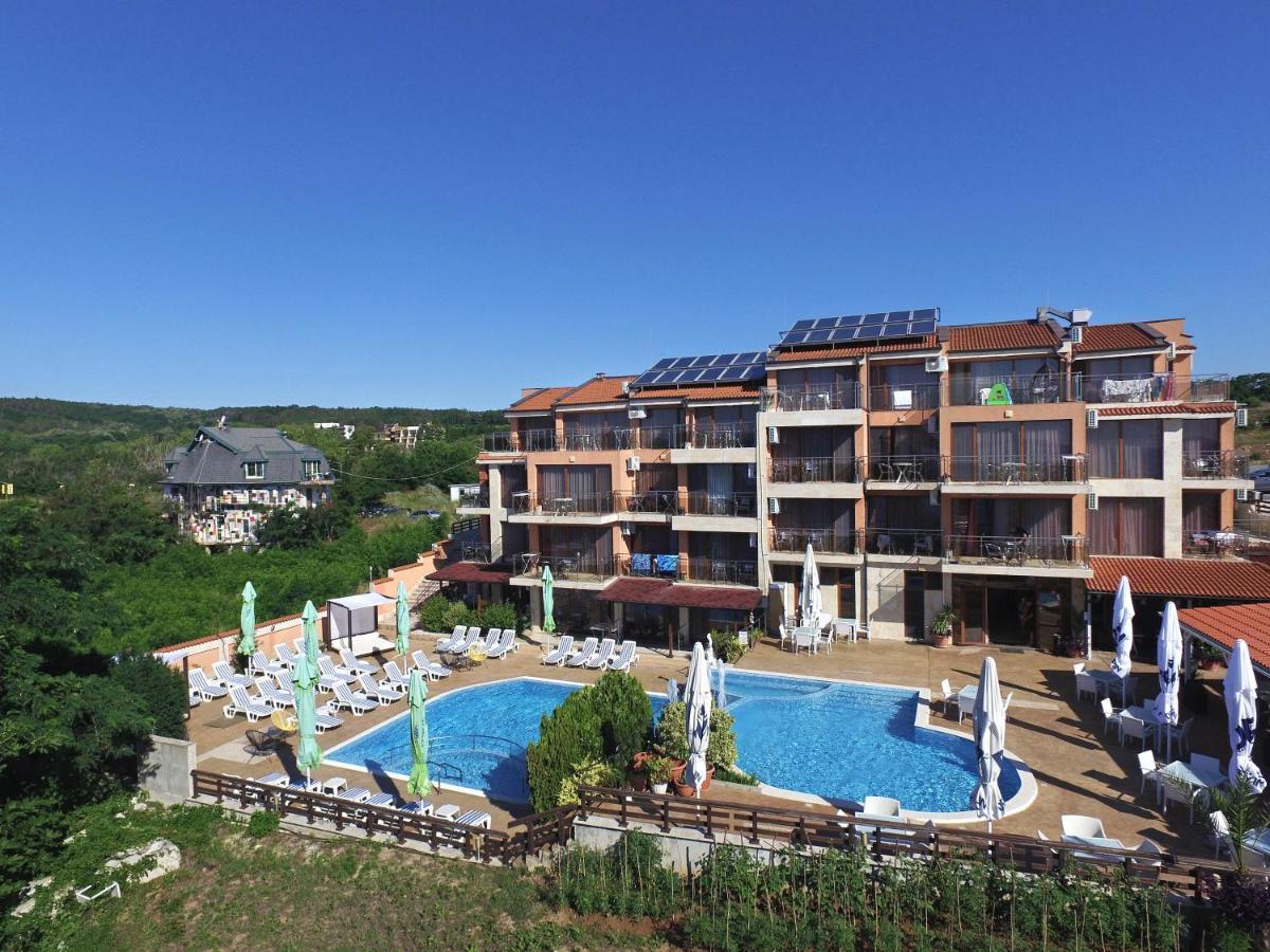 Семеен Хотел Golden Place Sozopol Exterior photo