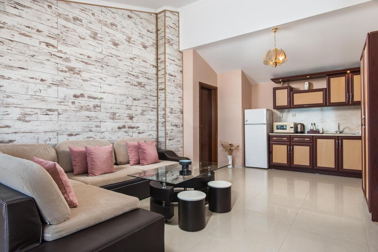 Семеен Хотел Golden Place Sozopol Exterior photo