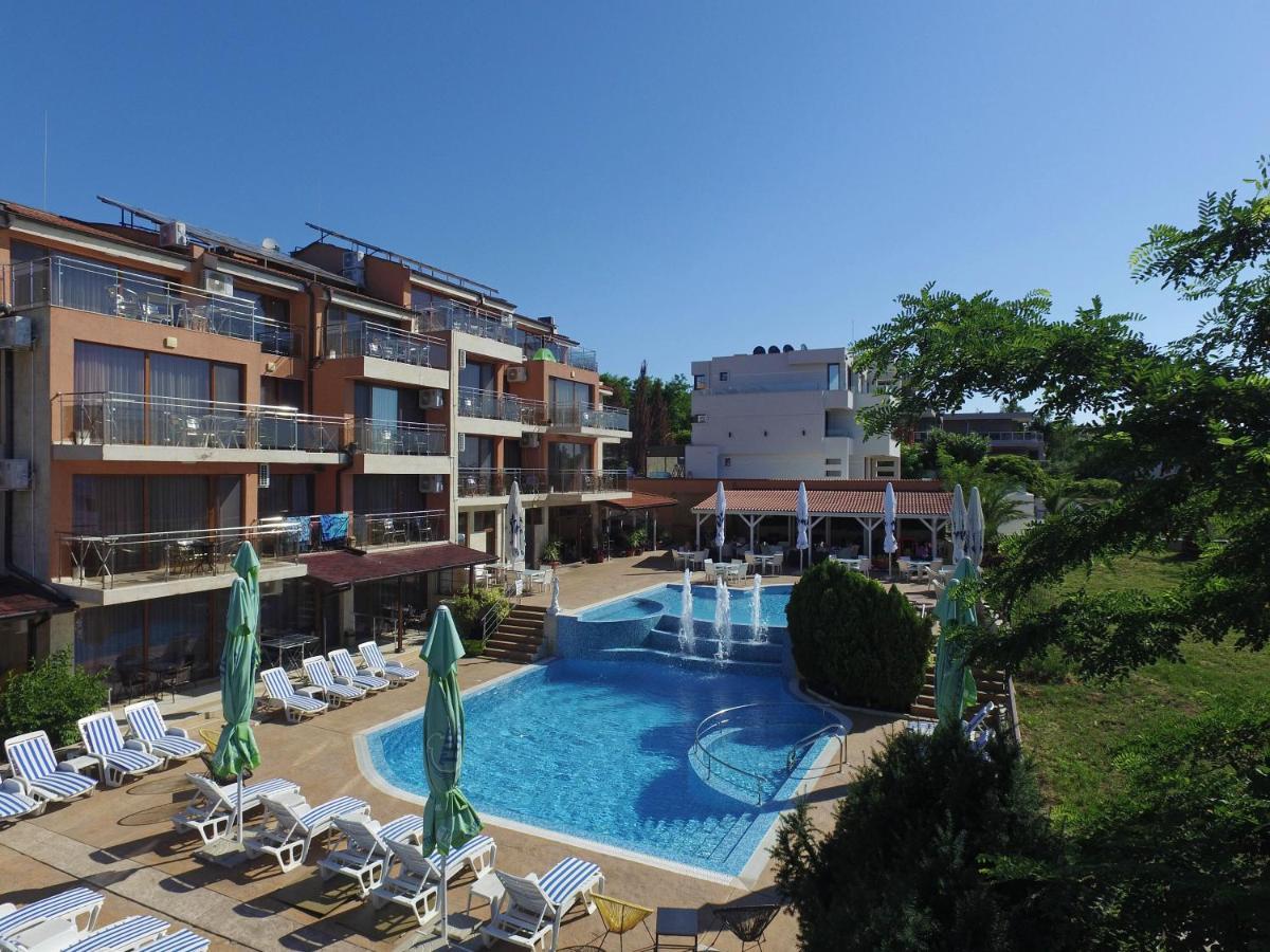 Семеен Хотел Golden Place Sozopol Exterior photo