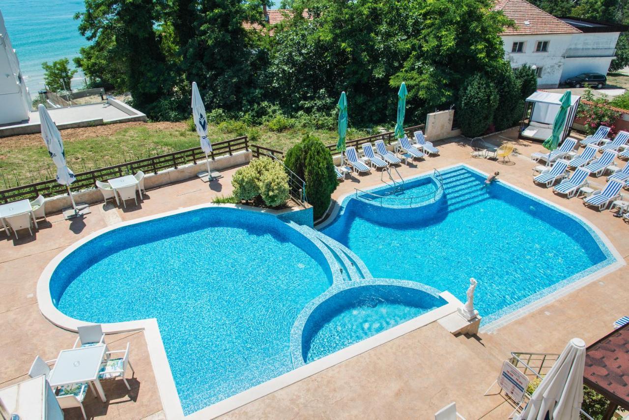 Семеен Хотел Golden Place Sozopol Exterior photo