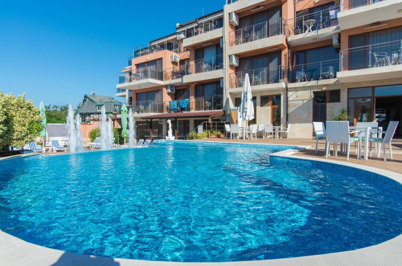 Семеен Хотел Golden Place Sozopol Exterior photo